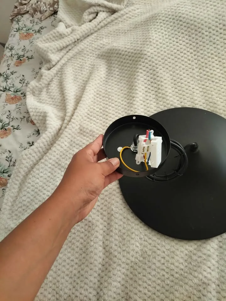 Lámpara colgante 3 focos pantallas rattan — 3