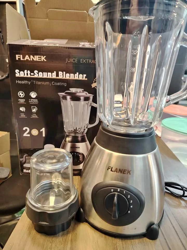 Licuadora Oster Pro 1200W vaso de vidrio — 1