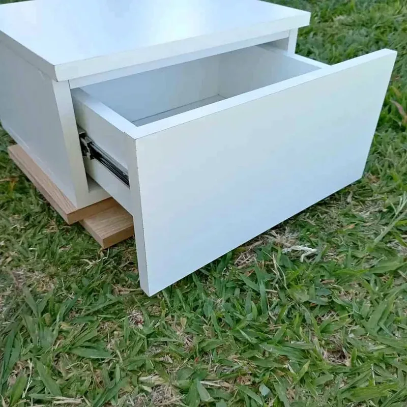 Par mesas de luz lapacho 1 cajón — 1